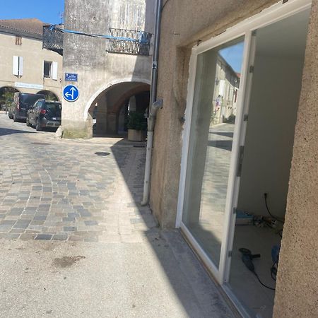 Logement Tout Equipe Layrac Extérieur photo
