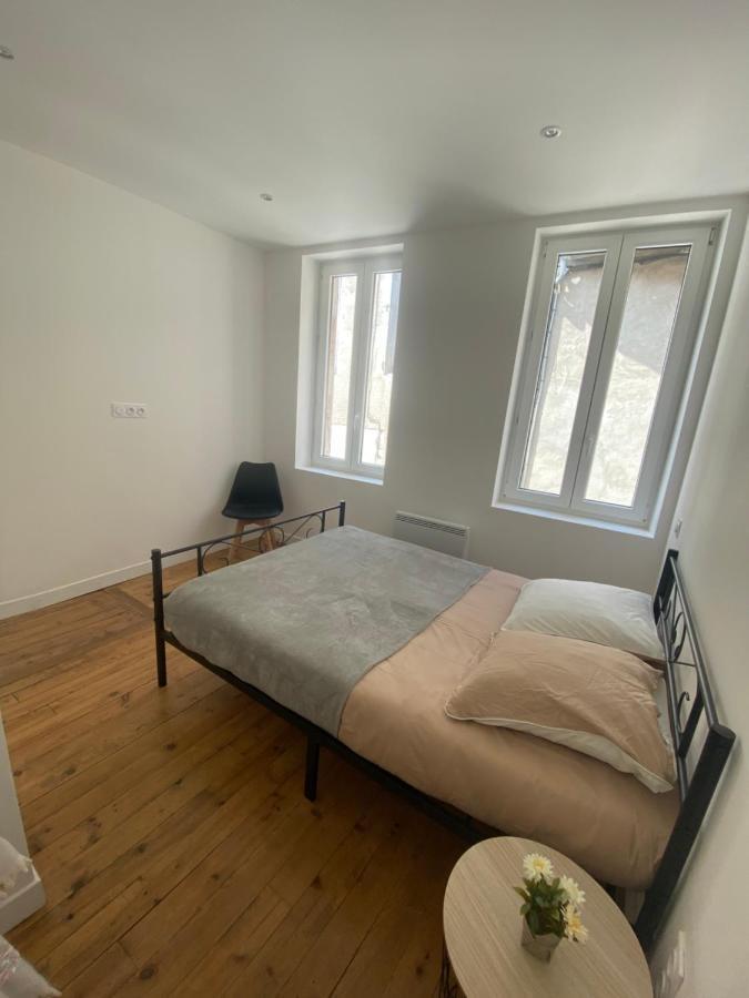 Logement Tout Equipe Layrac Extérieur photo